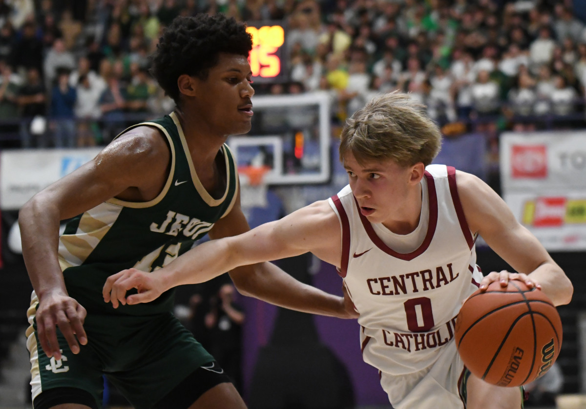 Jesuit Central Catholic 6A Oregon boys basketball quarterfinal 2024 Taylor Balkom 44